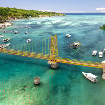 Lembongan Yellow Bridge